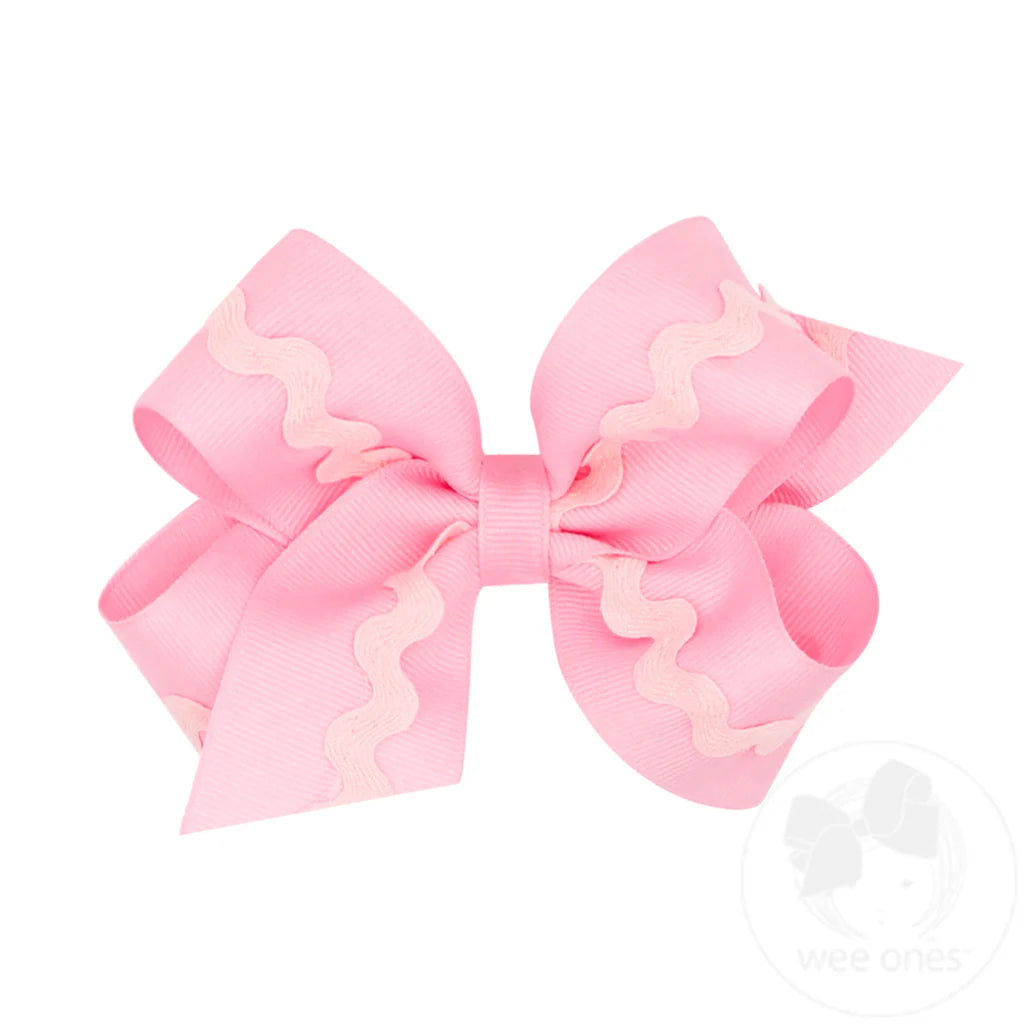 Medium Grosgrain Hair Bow with Ric-Rac Trim | Pearl Pink