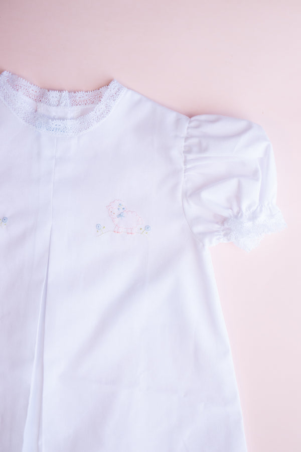 Lamb Embroidered Daygown | White/Pink