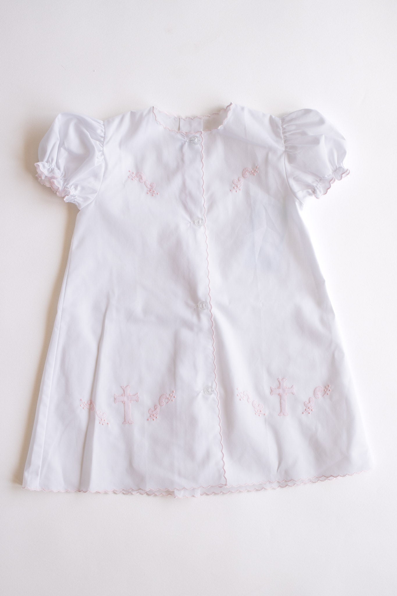 Scallop Trim Cross Embroidered Daygown | White/Pink