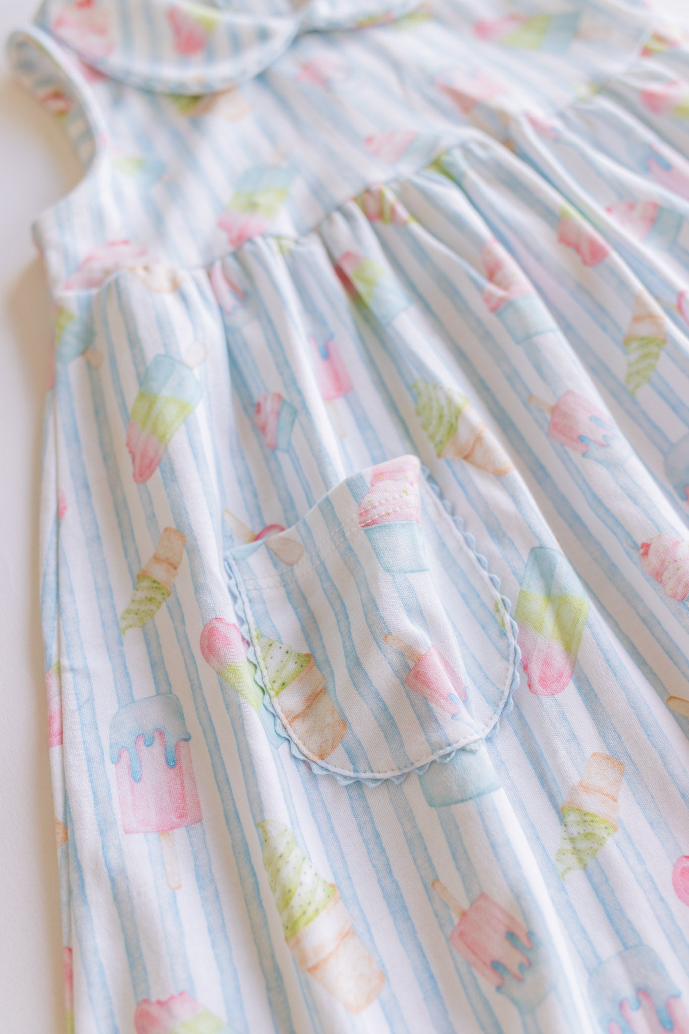 scoops & smiles pocket dress