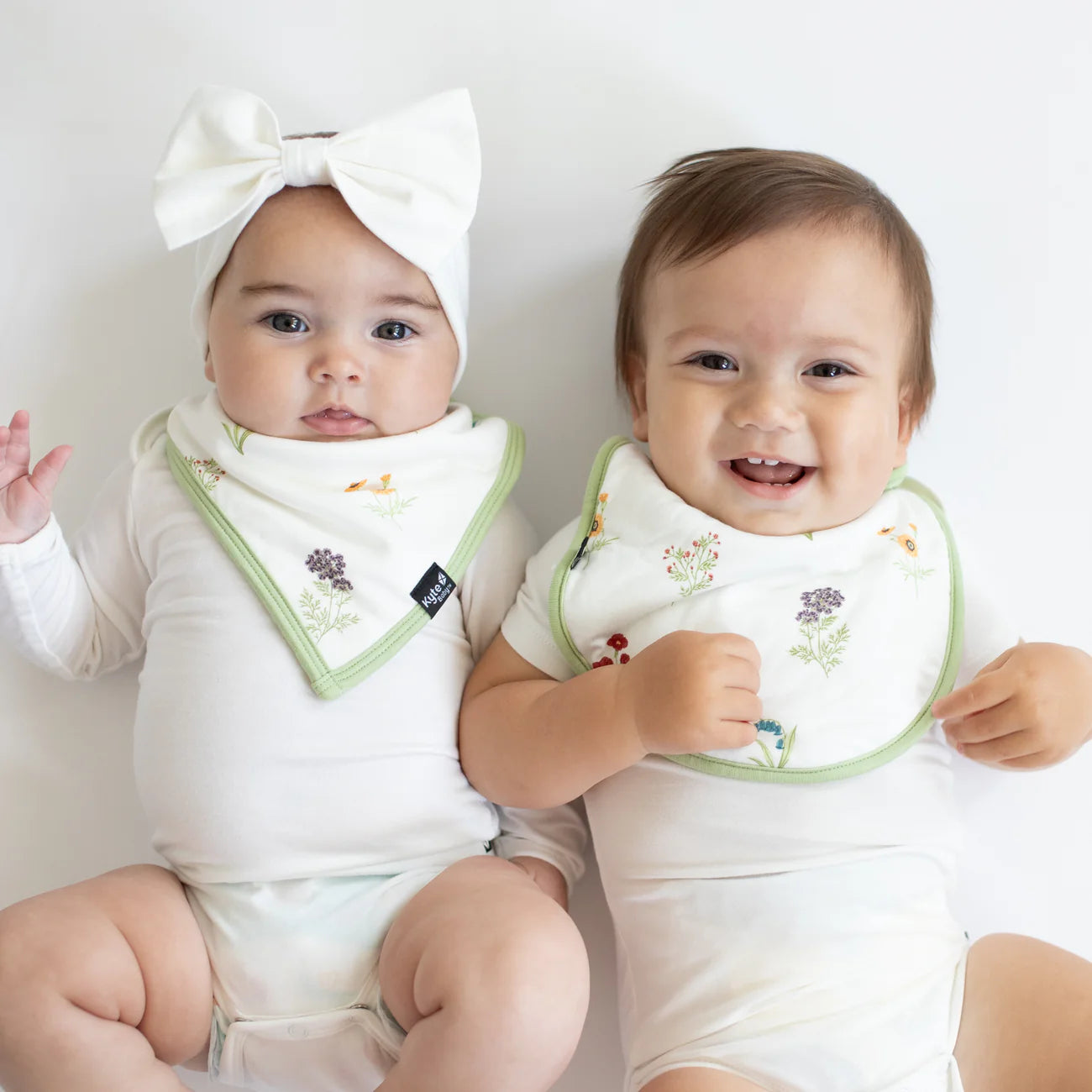 Kyte Baby Cushy Bib | Wildflower