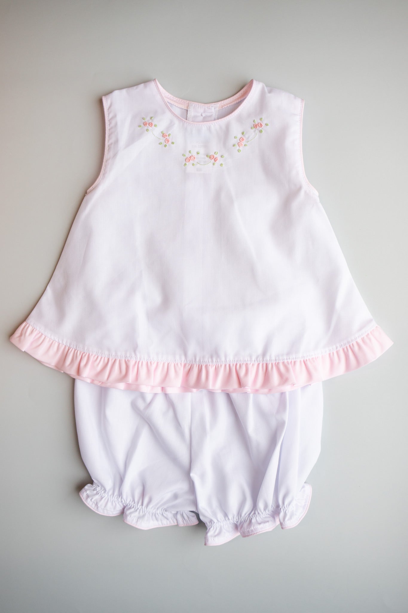 Rose Embroidered Sleeveless Short Set | White