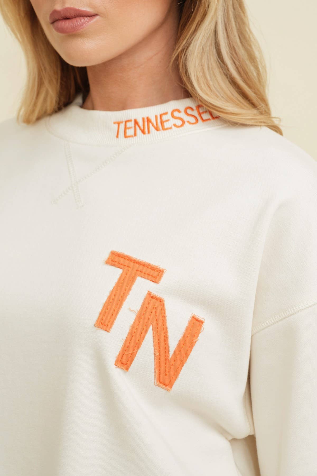 TENNESSEE PULLOVER SWEATER
