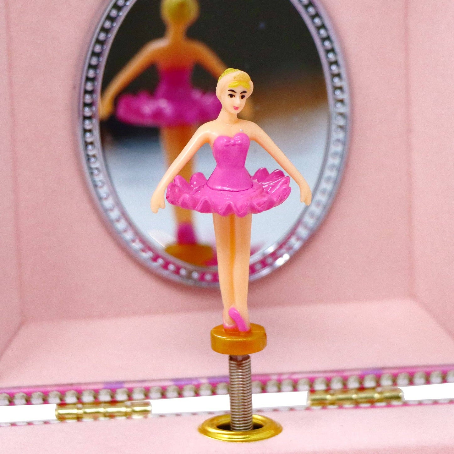 Ballerina Boutique Small Musical Jewelery Box