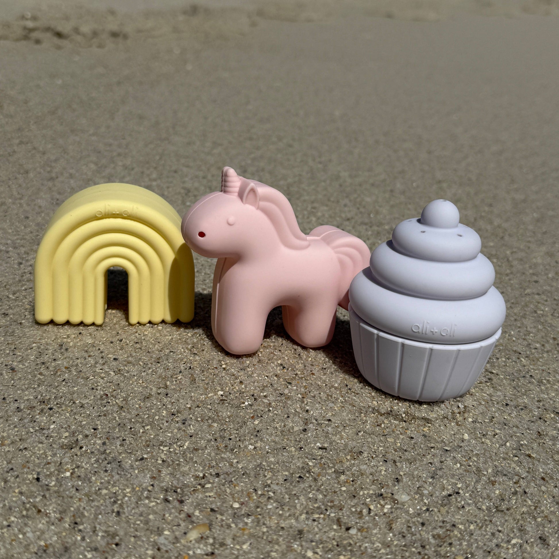 Ali+Oli Squirt Water Bath Toy Set | Unicorn Theme