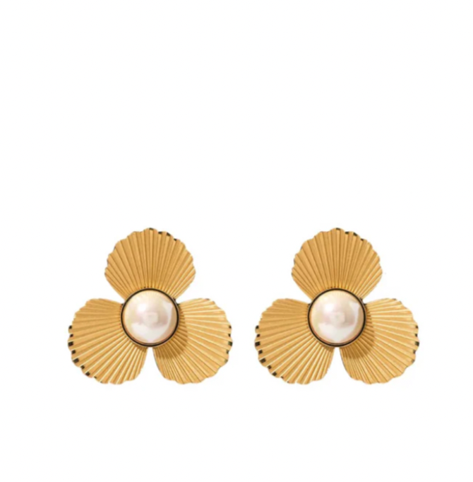 Petals and Pearl Studs