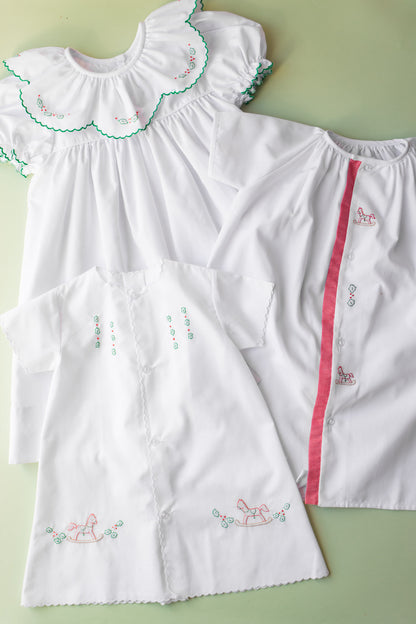 Day Gown, Christmas Horse