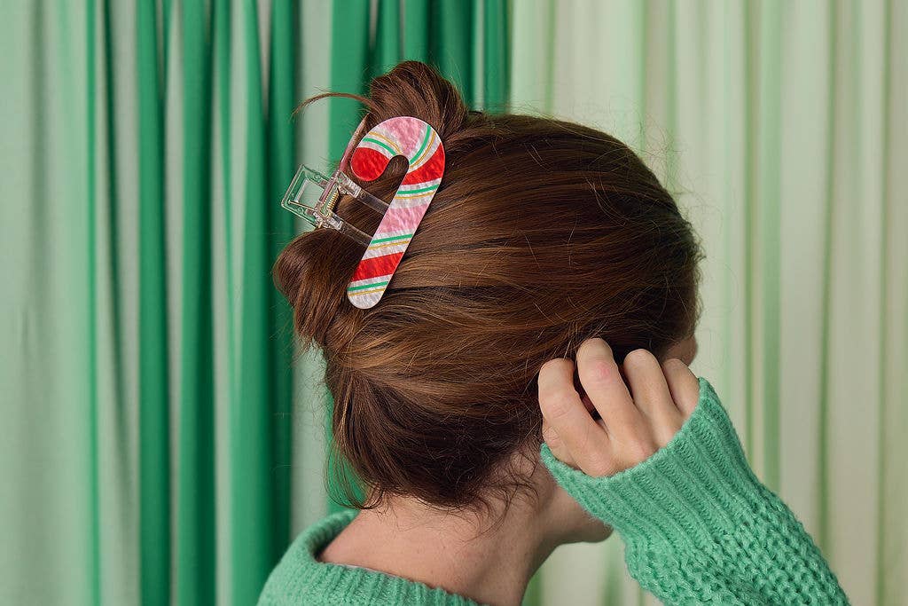 HOLIDAY TWIST HAIR CLAW