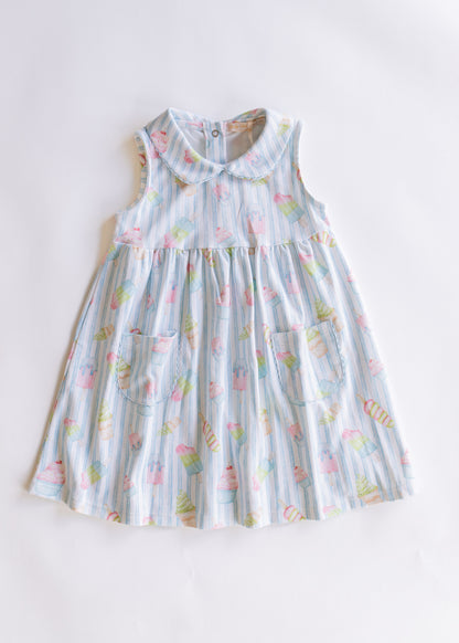 scoops & smiles pocket dress