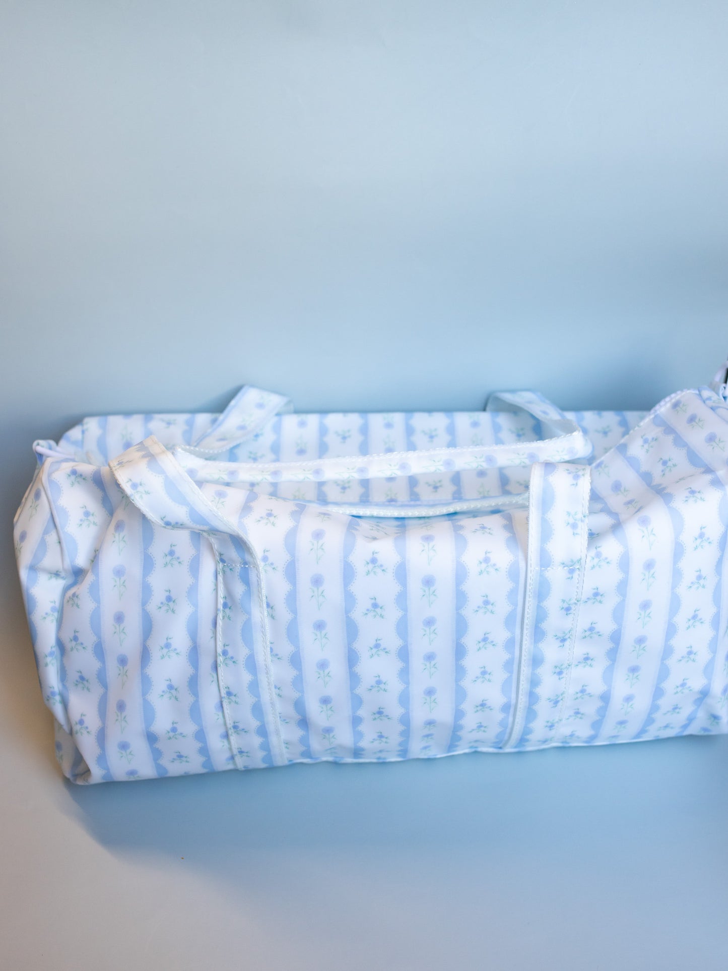 Weekender Duffle | Ribbon Floral Blue