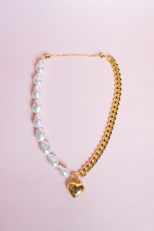 Majestic Heart Pearl Necklace