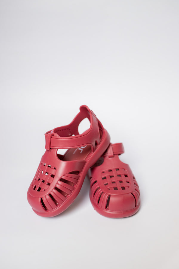 Tobby Solid Jelly Sandal | Wine