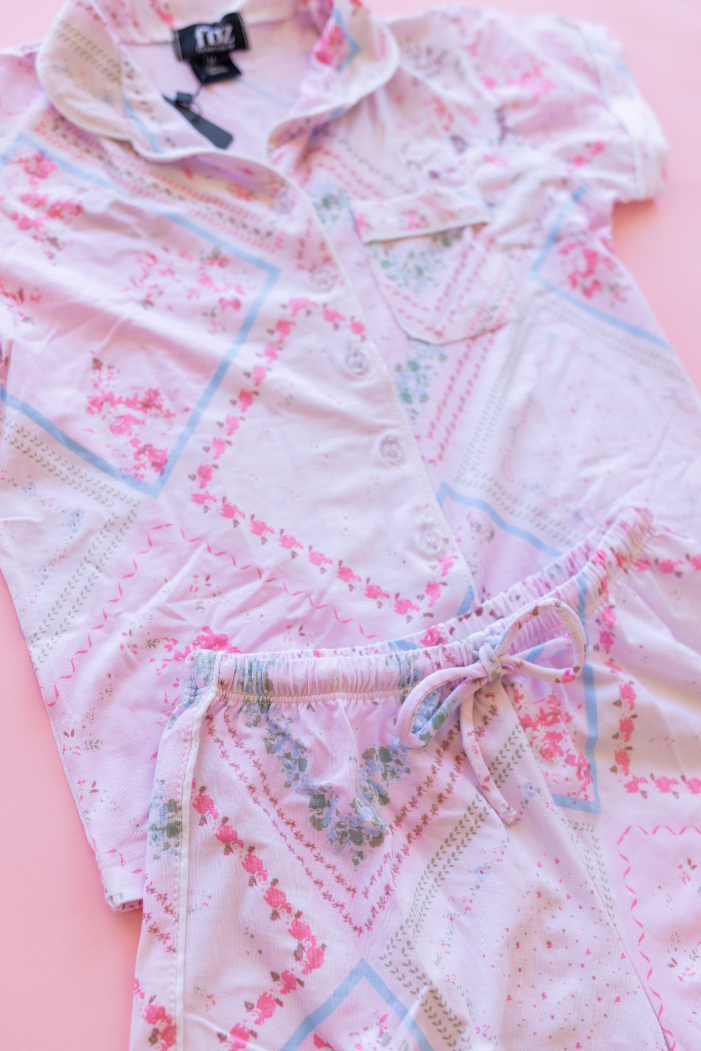 Short Sleeve Pajama Set | Pink Handkerchief