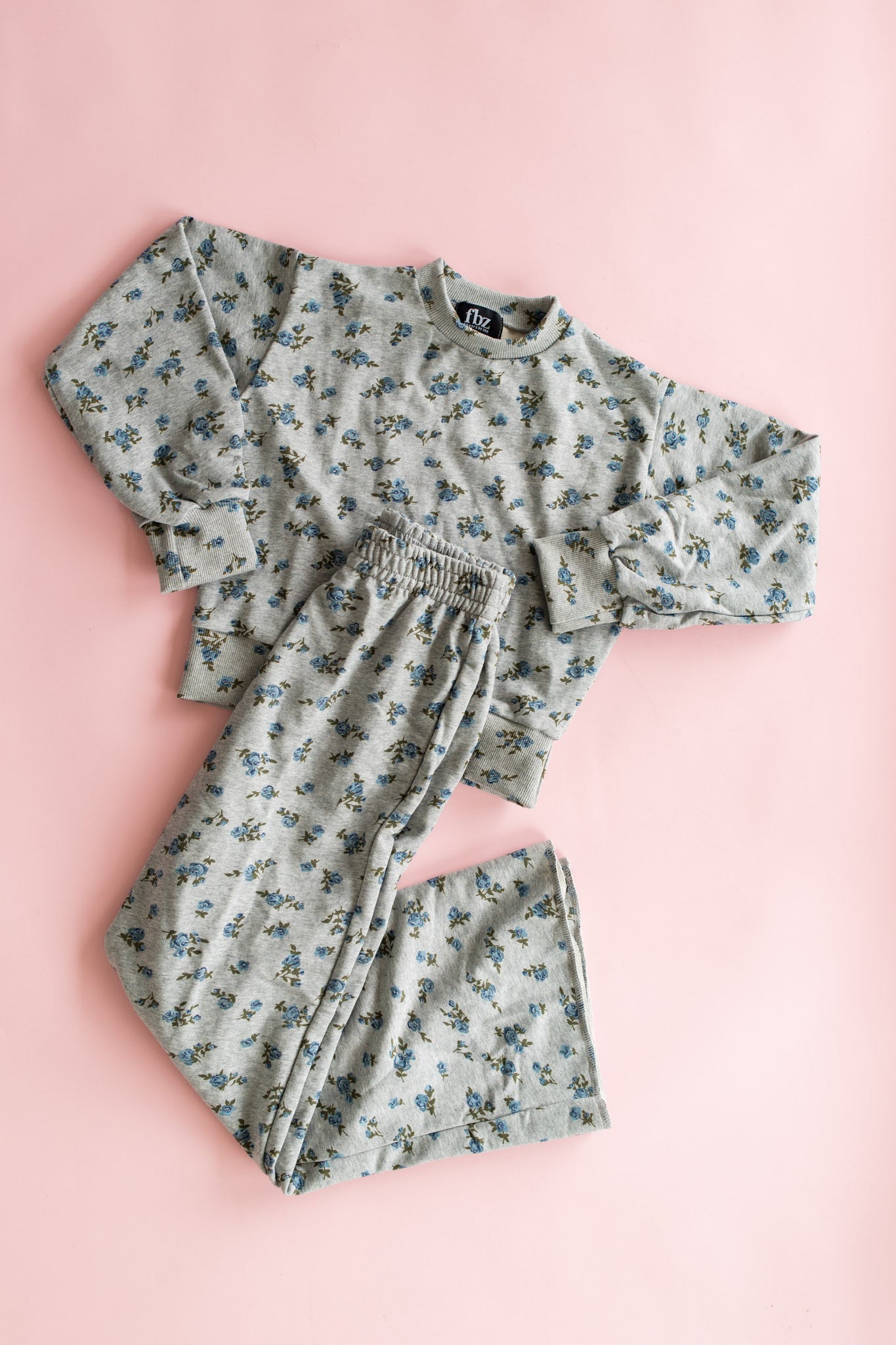 Grey Crewneck Sweatshirt | Blue Floral