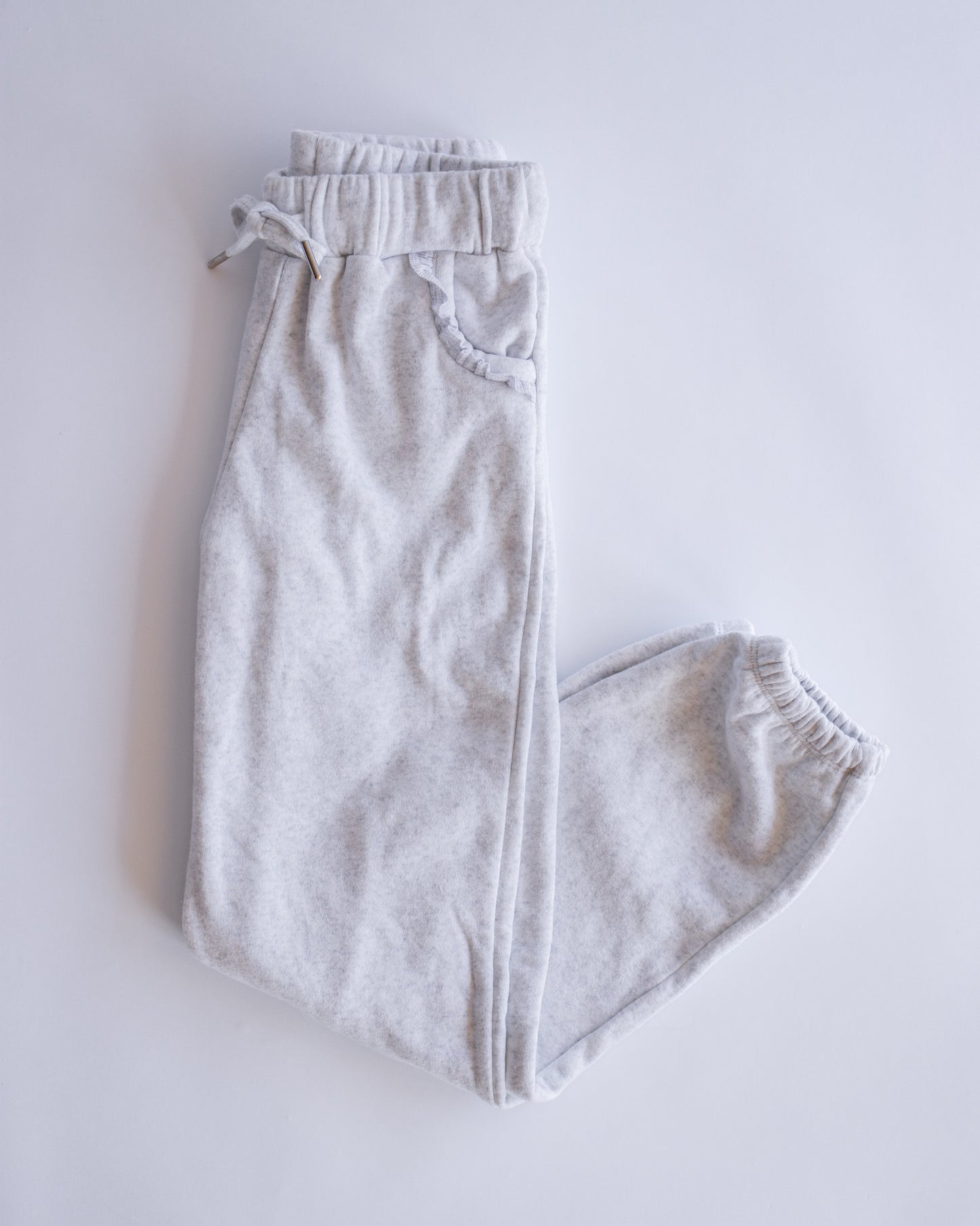 Ruffle Pocket Sweatpant | Light Misty Grey