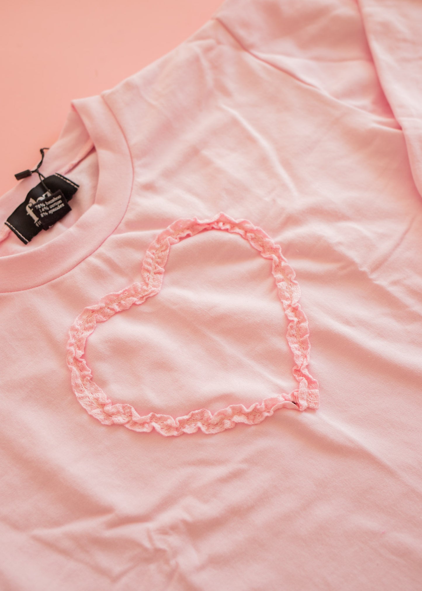 Crewneck Sweatshirt | Pink Lace Heart