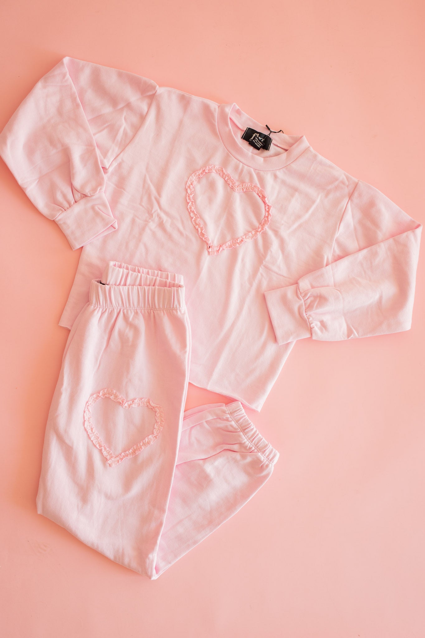 Crewneck Sweatshirt | Pink Lace Heart