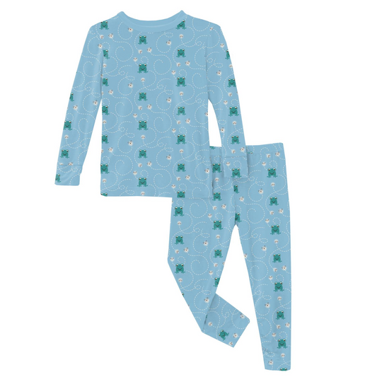 Print Long Sleeve Pajama Set | Seaside Blue Frogs & Flies