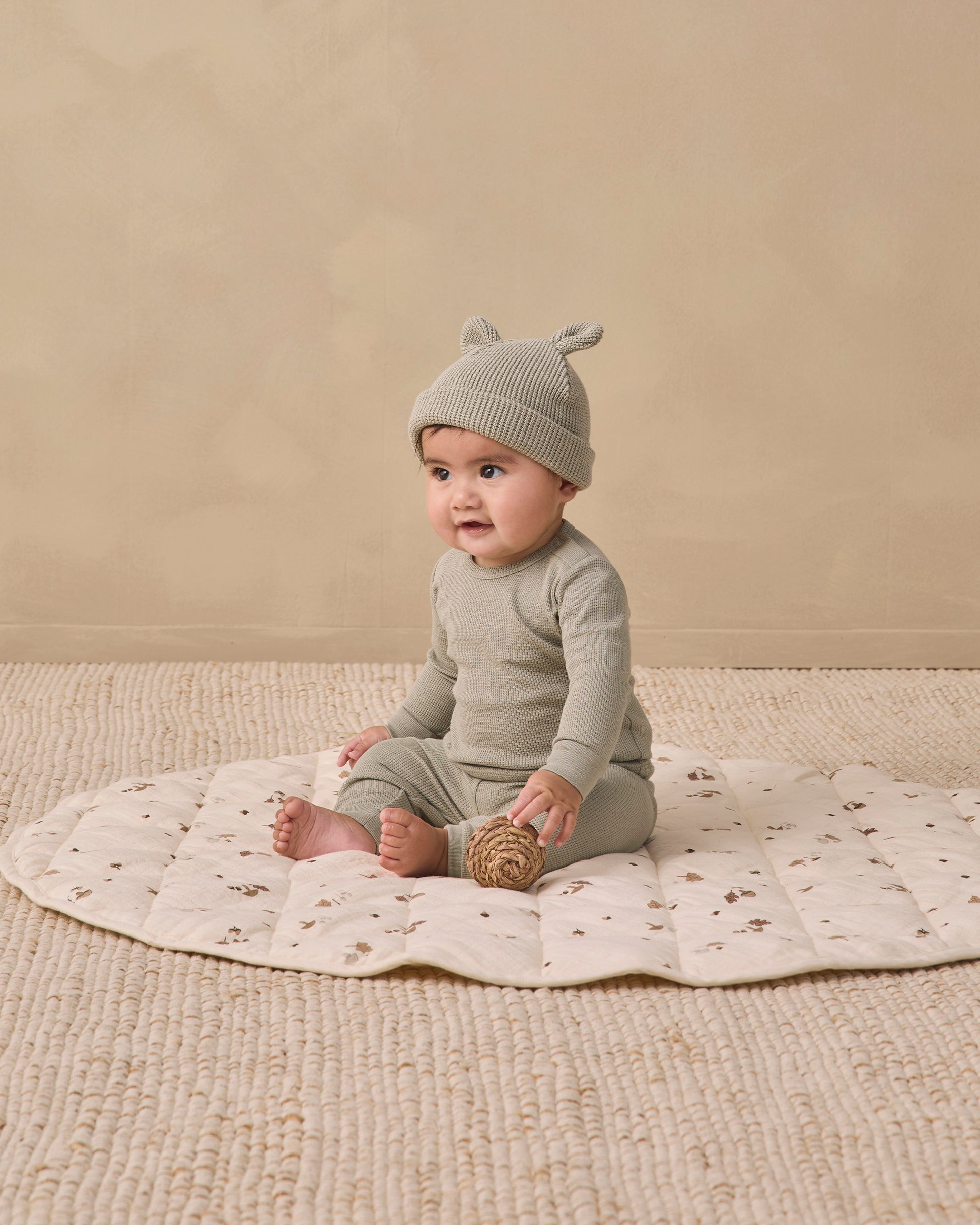 BABY BEAR BEANIE LAUREL