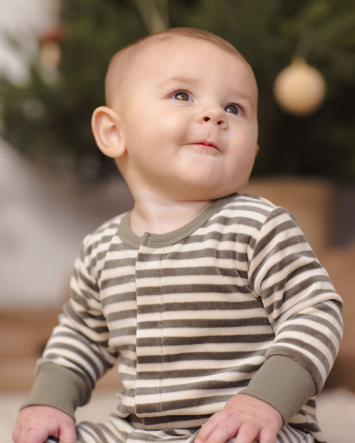 HIDDEN SNAP FOOTIE SPRUCE STRIPE