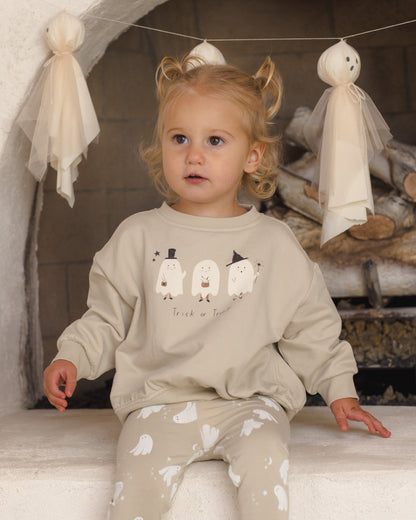 RELAXED FLEECE SWEATSHIRT TRICK OR TREAT