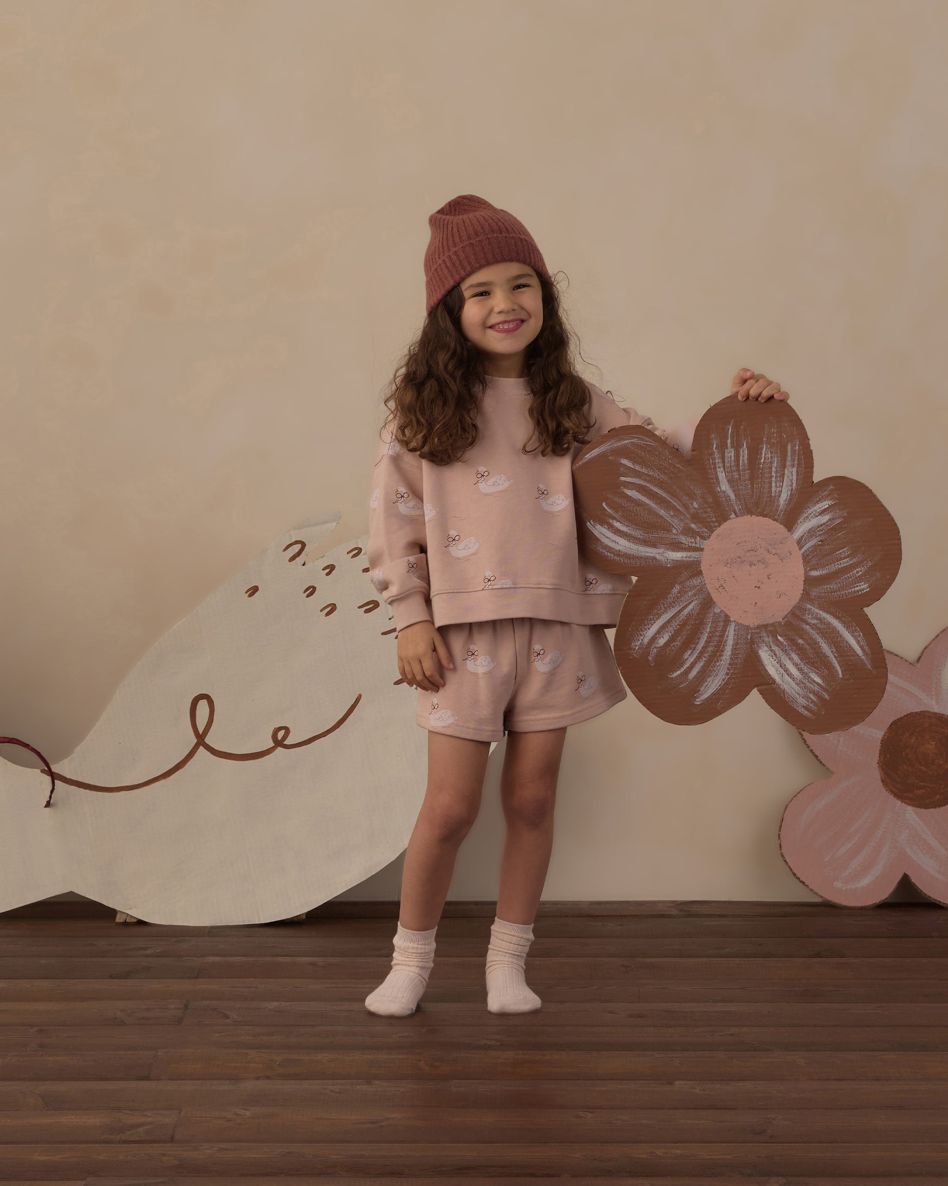 TRACK SHORT SWANS