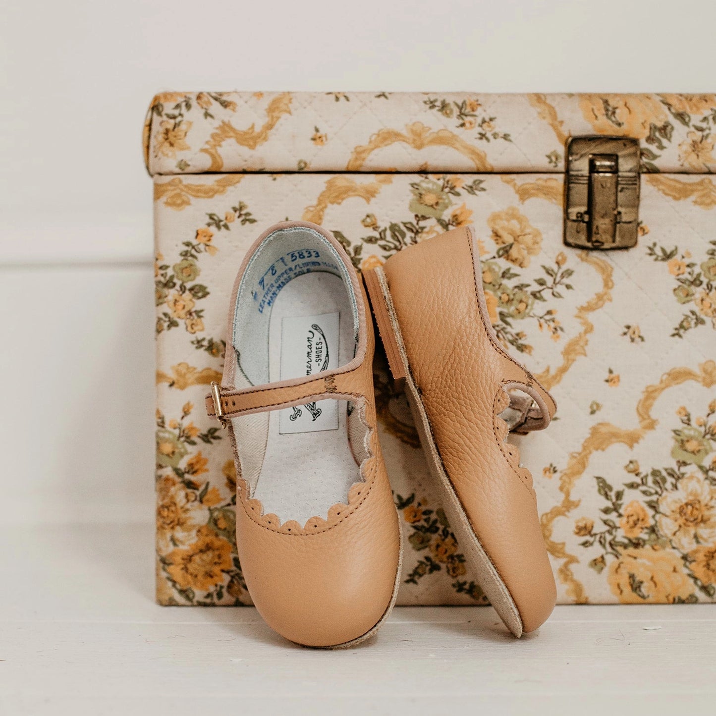 Scalloped Mary Jane | Camel