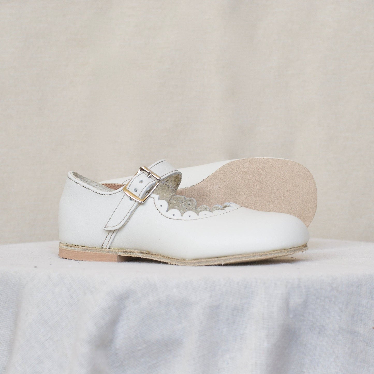 Scalloped Mary Jane | Pearl