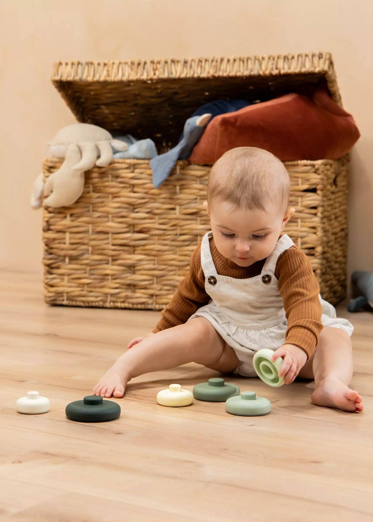 Set of 6 Silicone Stackable Rings
