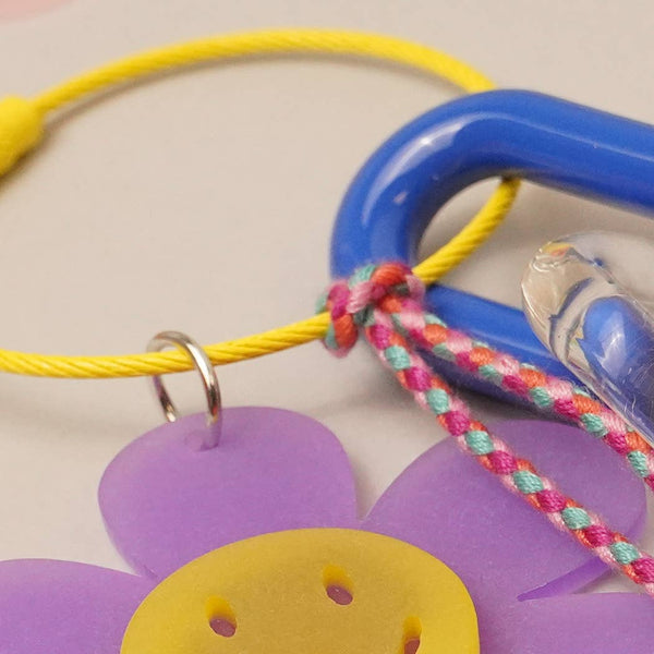 Happy Face Flower Chunky Keychain