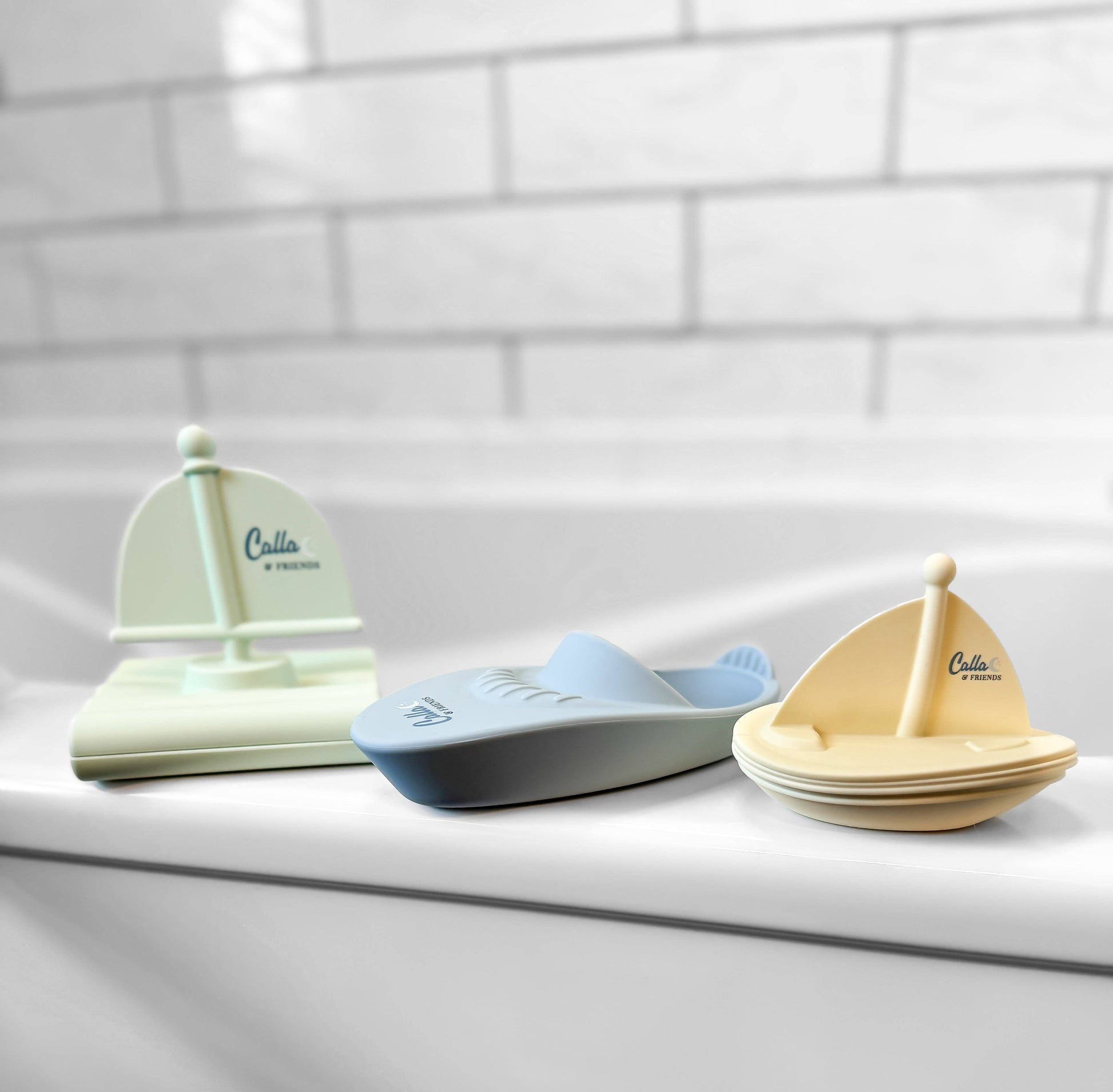 Ryder's Racing Bath Boats | Powder Blue