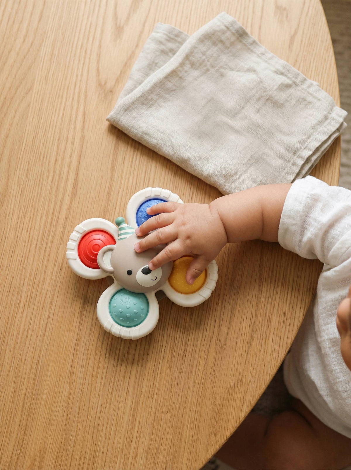 Itzy Pop & Whirl™ Circus | Bath, Travel, & Mealtime Toy