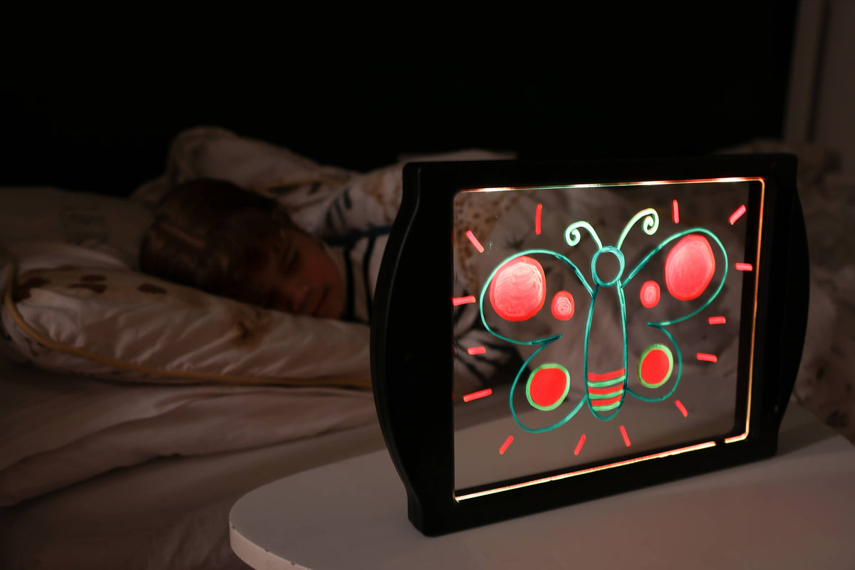 Glow Art Light-Up Drawing Board – Black