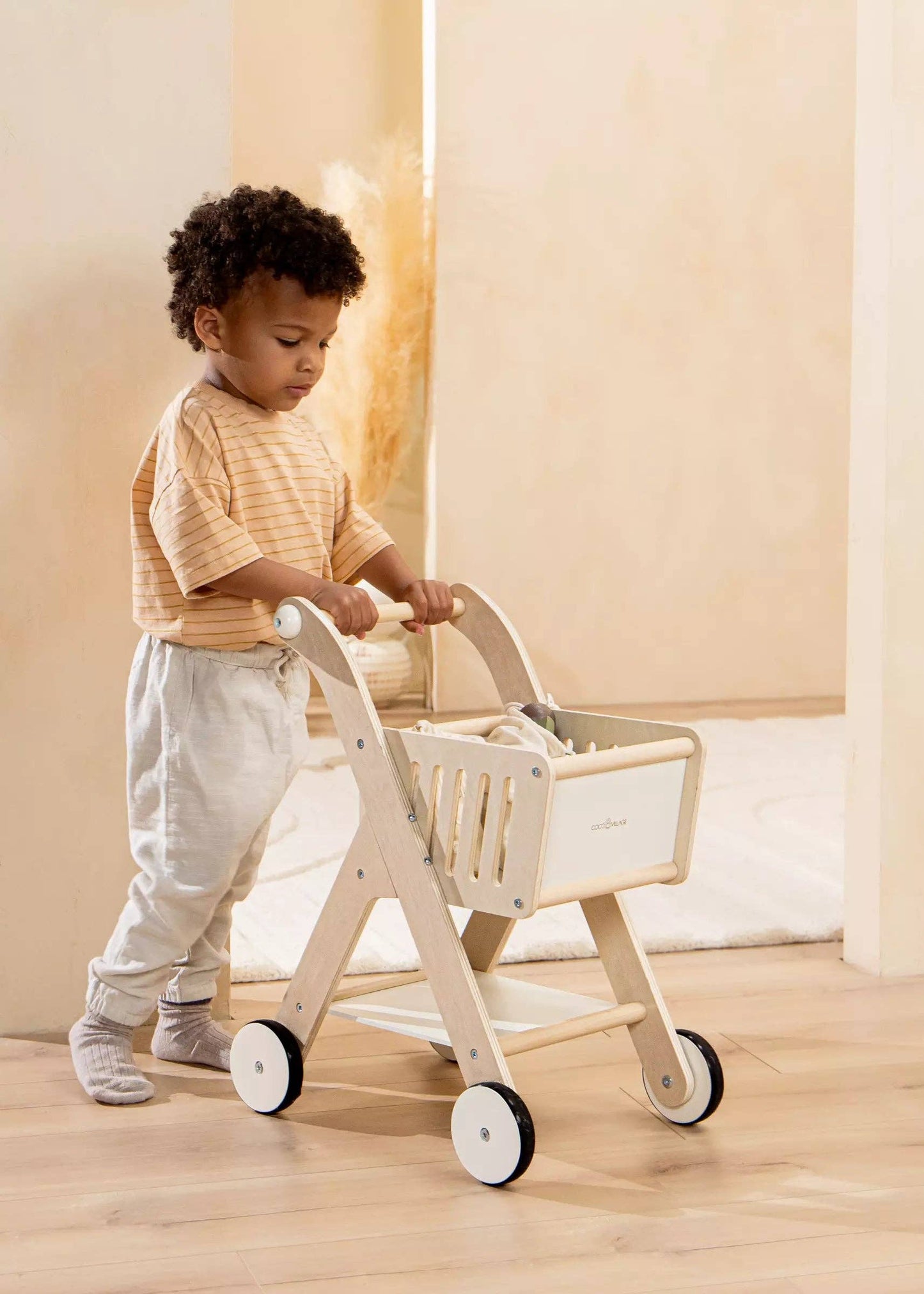 Wooden Shopping Cart | Foam