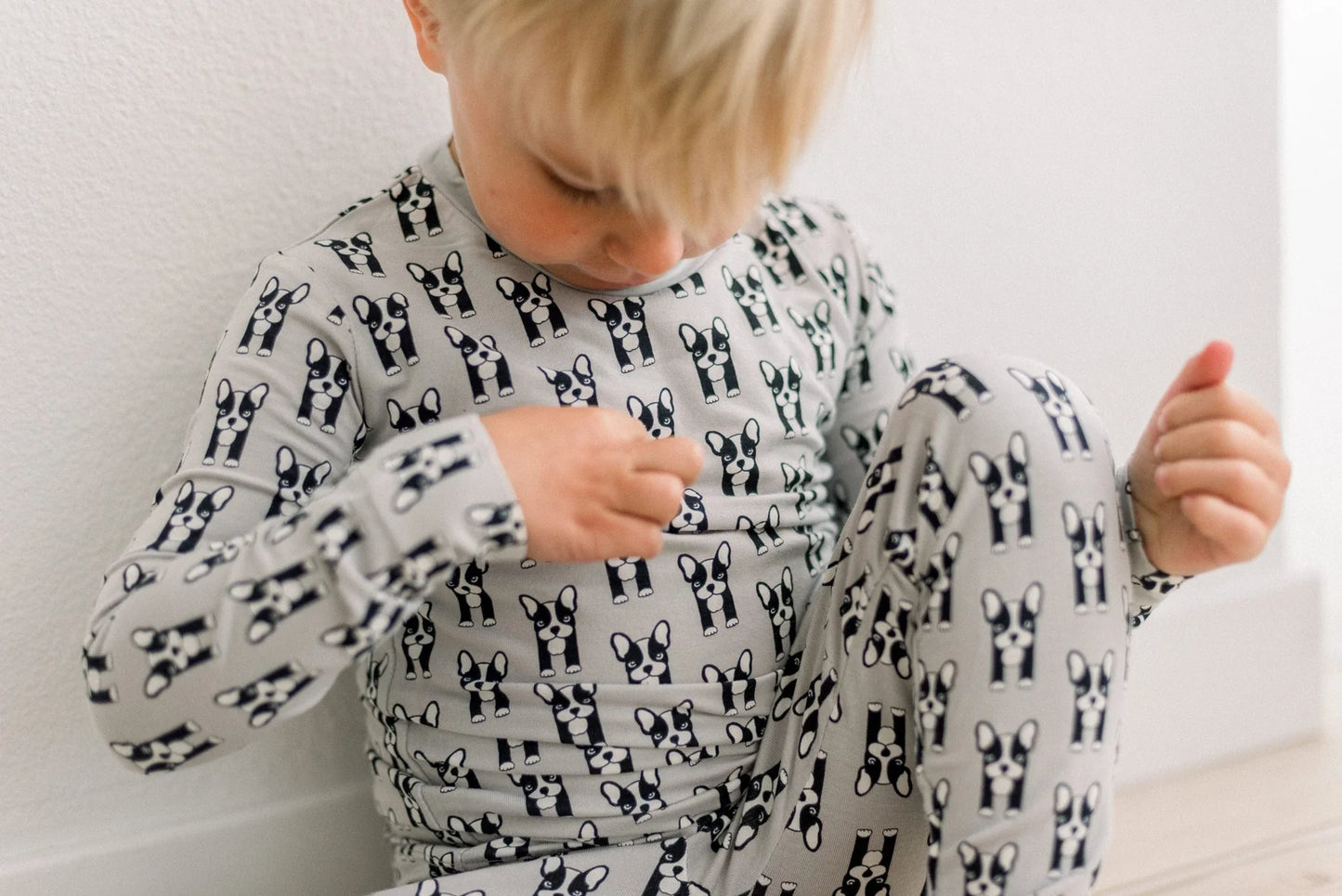 Print Long Sleeve Pajama Set | Dove Bulldogs