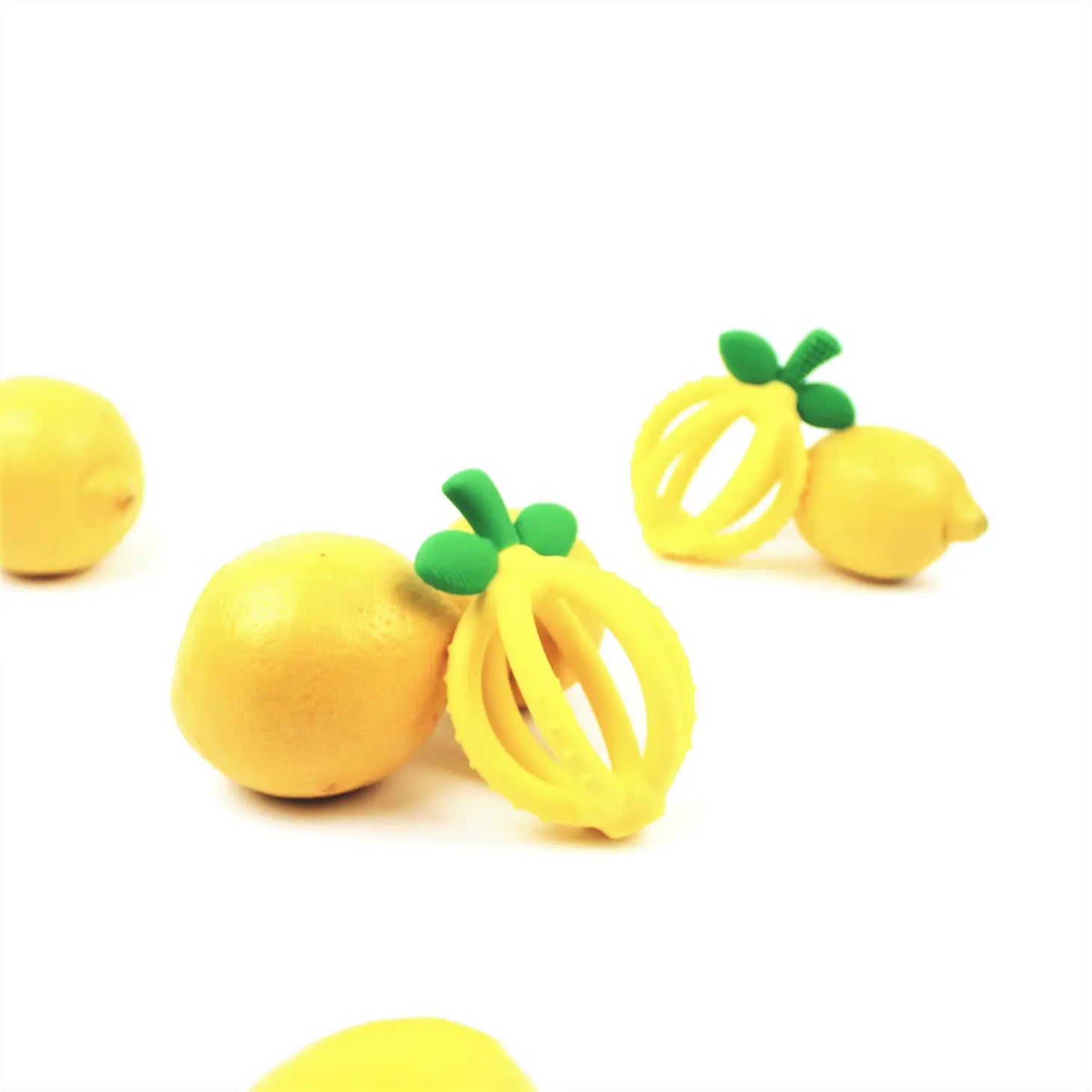 Bitzy Biter Citrus Teething Ball | Lemon